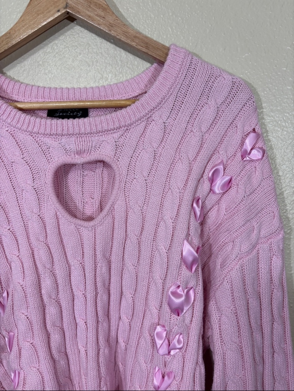 Sweet Society Hot Topic Pink Kawaii Lace Up Heart Cut Out Sweater Size XL - Picture 3 of 5
